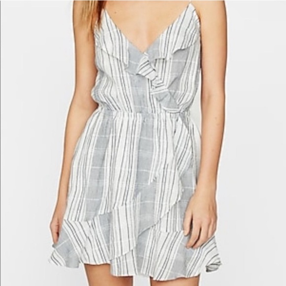 NWT Express Ruffle faux Wrap Cami Blue Striped Dress XSP mini summer brunch - Picture 4 of 8